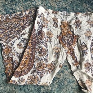 Billabong printed pants